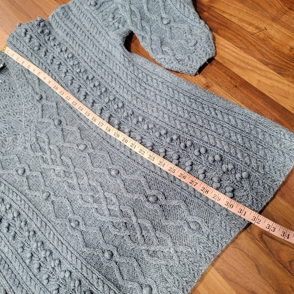 Signatures by Northern Isles ll Hand Knitted Cable Knit Bubble Knit Sweater. 2X - Picture 4 of 10